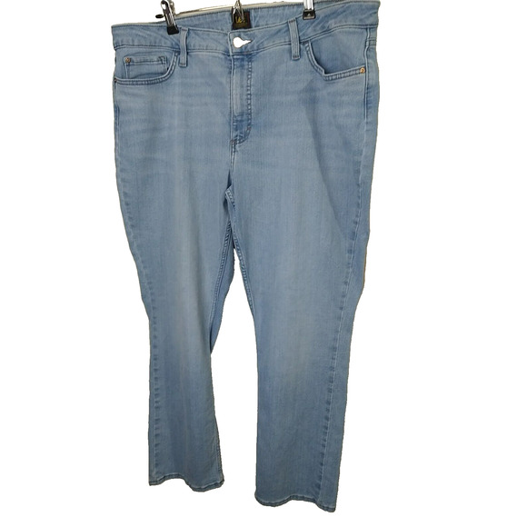 Lee Woman 20 Jeans Medium Wash Straight Leg Denim Stretch Casual - Picture 1 of 12